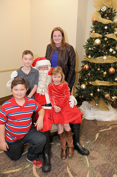 Holiday Party 106