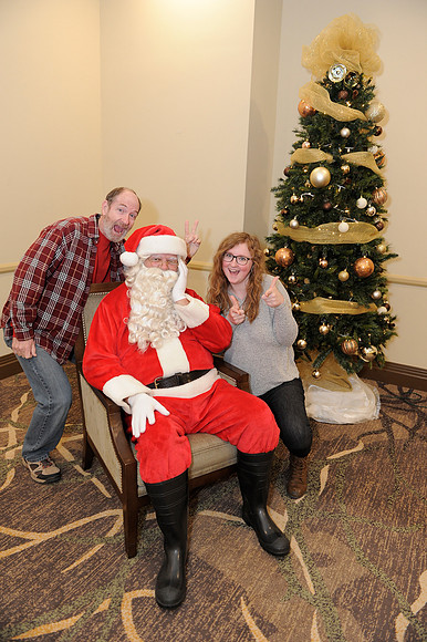 Holiday Party 038