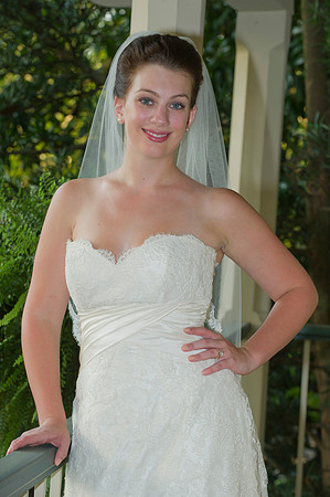 Ellen's bridal 125
