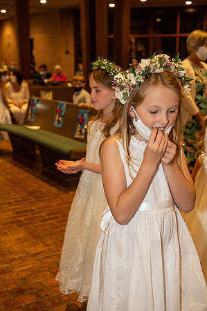2021 aloysius communion  797