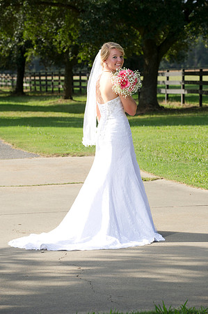 Lindy's bridals 186