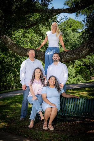 Kaisile & Family 207