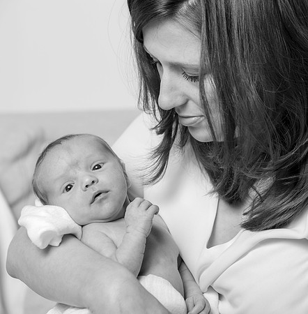 Conrad newborn 012