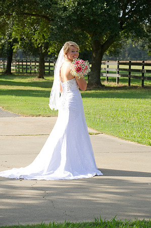Lindy's bridals 185