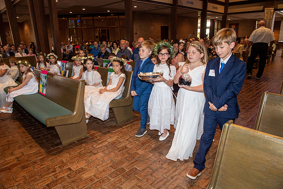 Aloysius 1st communion 609