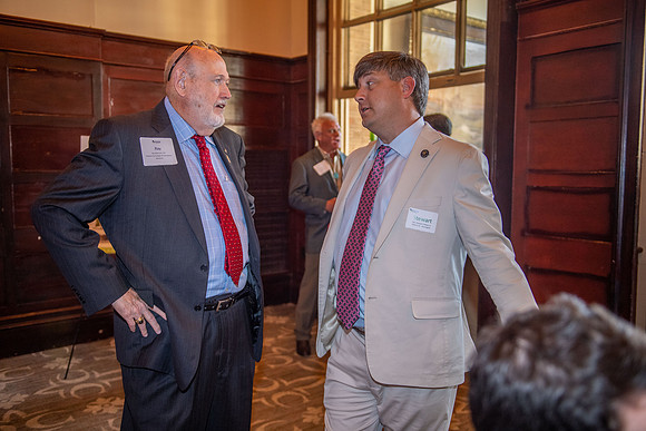 Legislative reception 056