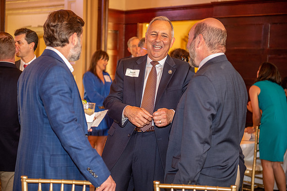 Legislative reception 051