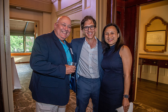 Legislative reception 019