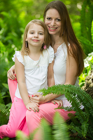 Kimberly & Alaina 058