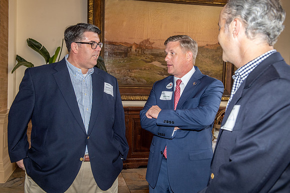 Legislative reception 030