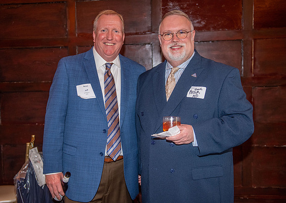 Legislative reception 094