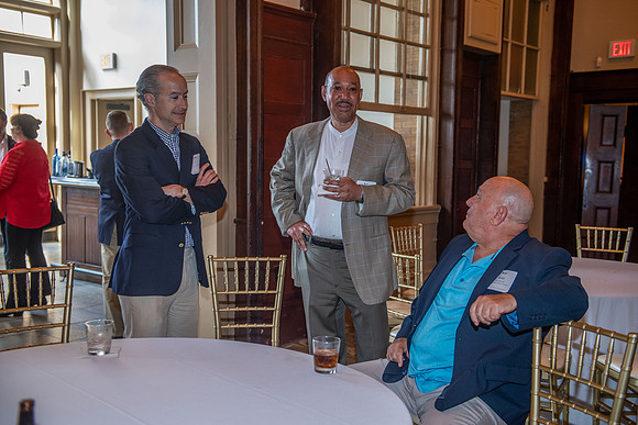 Legislative reception 008