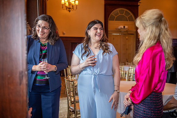 Legislative reception 035