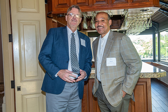 Legislative reception 043