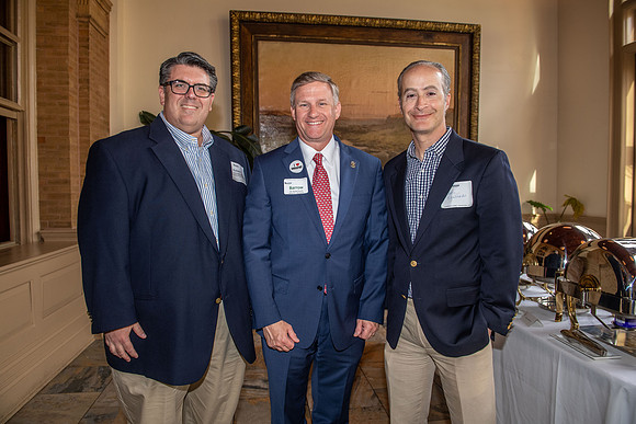 Legislative reception 027