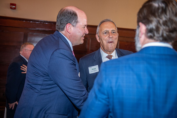 Legislative reception 078