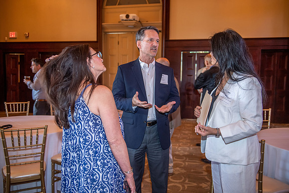 Legislative reception 067