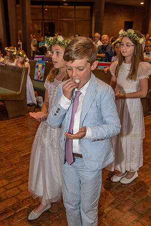 Aloysius 1st communion 682