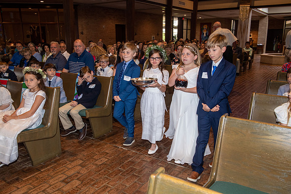 Aloysius 1st communion 608