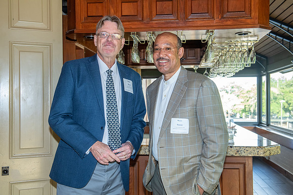 Legislative reception 044