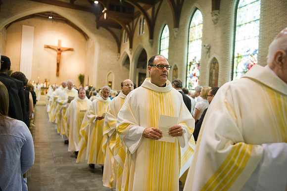 Ordination to Diaconate 379