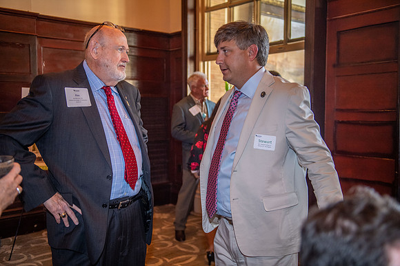 Legislative reception 058