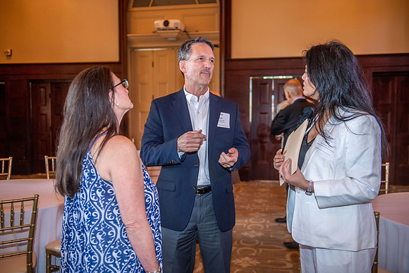 Legislative reception 068