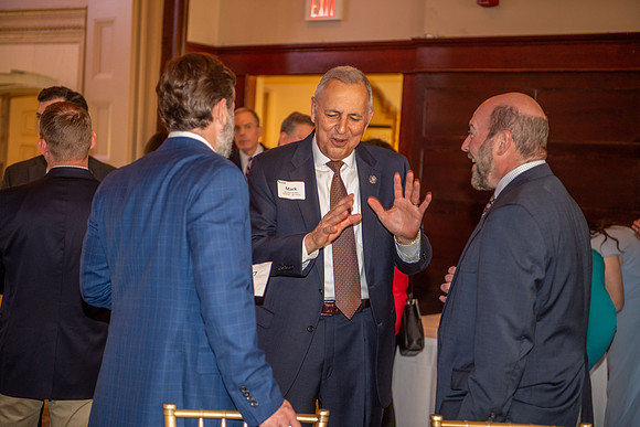 Legislative reception 052
