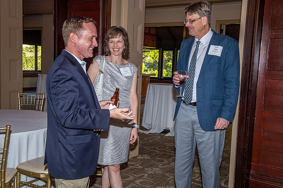 Legislative reception 082