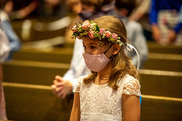 2021 aloysius communion  850
