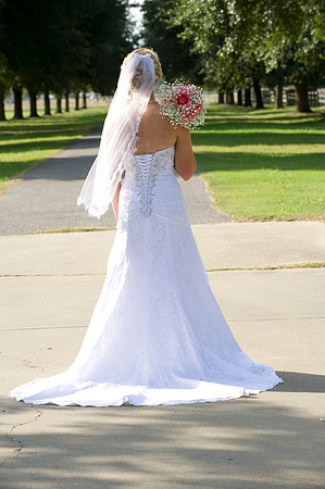Lindy's bridals 191