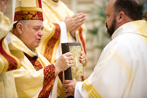 Ordination to Diaconate 281