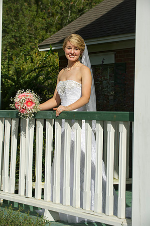 Lindy's bridals 163