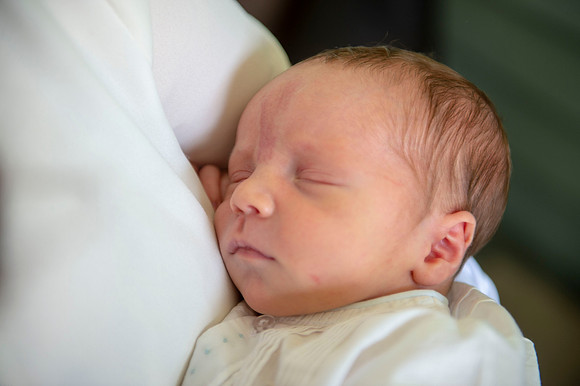 Conrad newborn 185