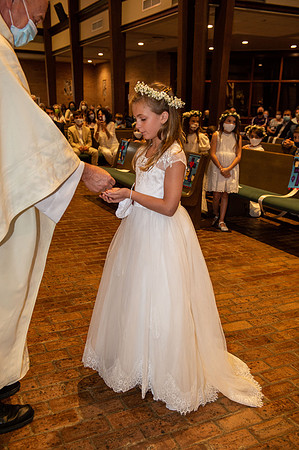 2021 aloysius communion  787