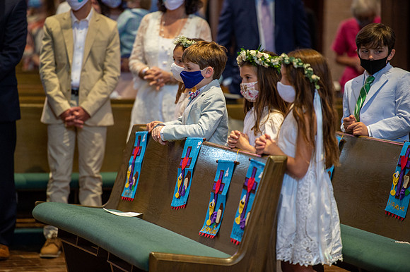 2021 aloysius communion  760