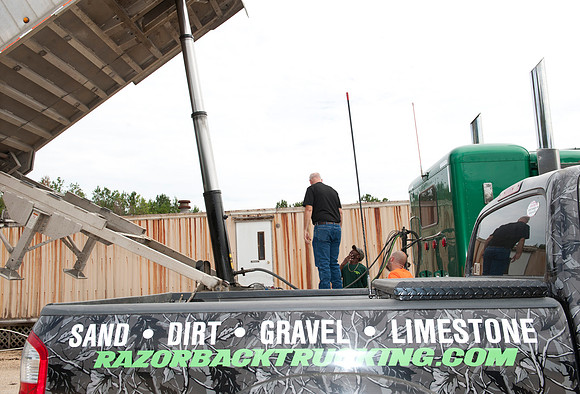 Razorback rentals 112