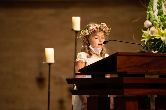 2021 aloysius communion  856