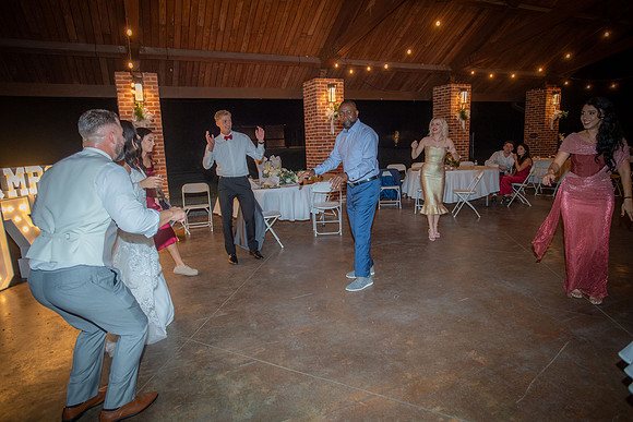 Samia & J'Mikel 880