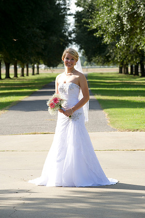 Lindy's bridals 174