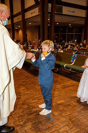 2021 aloysius communion  814