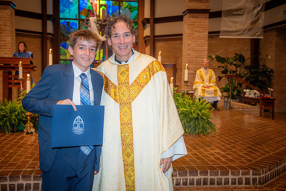 2025 SAS grads 100