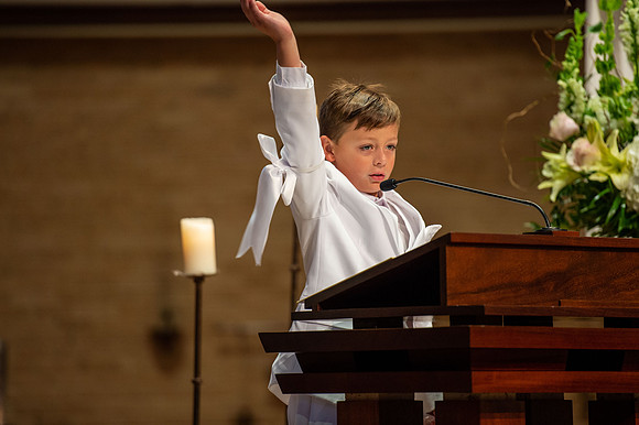 2021 aloysius communion  828
