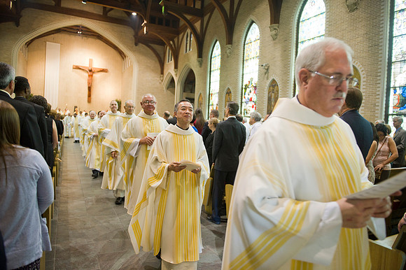 Ordination to Diaconate 381