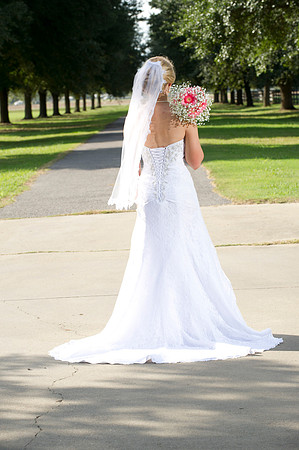 Lindy's bridals 190
