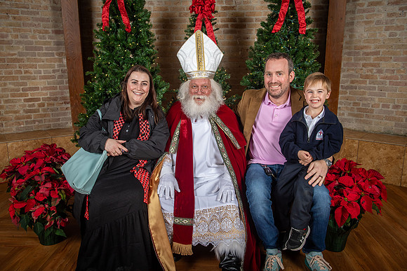 2023 Advent Aloysius 129