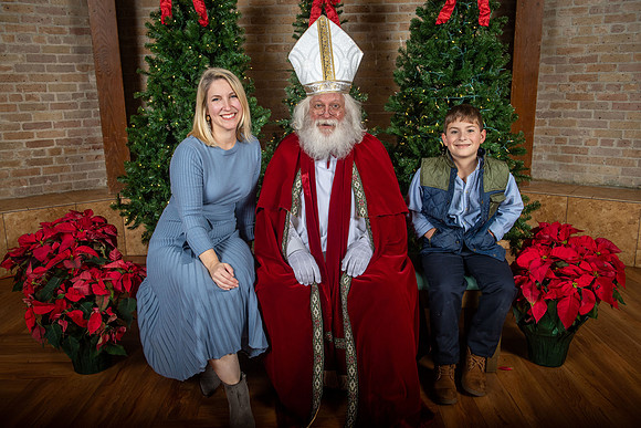 2023 Advent Aloysius 382
