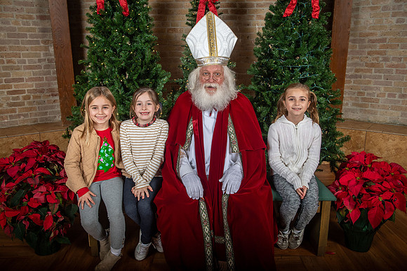 2023 Advent Aloysius 387