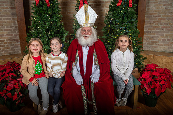 2023 Advent Aloysius 389