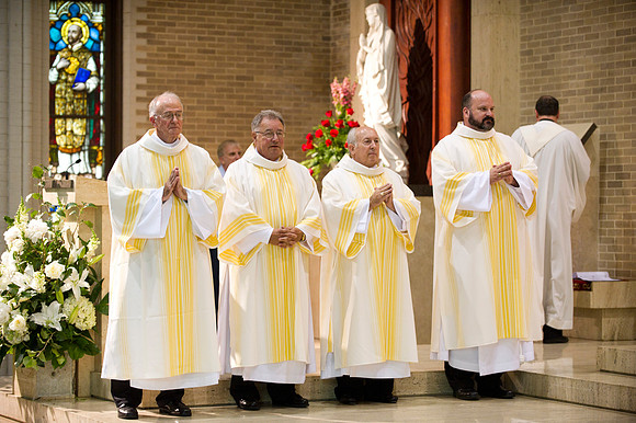Ordination to Diaconate 259